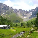 Falkeis Pensionat Kauns
