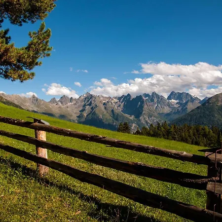 Falkeis Penzion Kauns