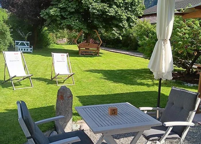 Falkeis بيت ضيافة 3*