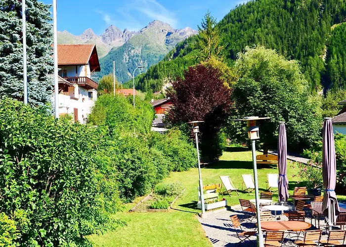 Falkeis بيت ضيافة