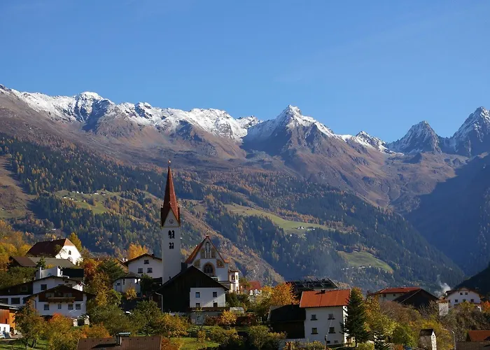 Falkeis بيت ضيافة Kauns