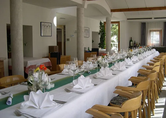 بيت ضيافة Falkeis